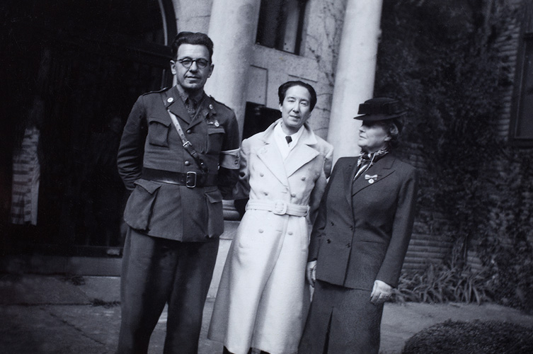 Harry Erding med två medarbetare.