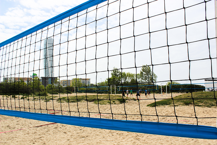 Bild på beachvolleybollplanerna i Scaniaparken.