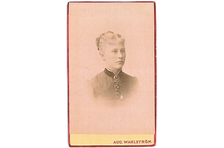 Elma Sundqvist 1885.