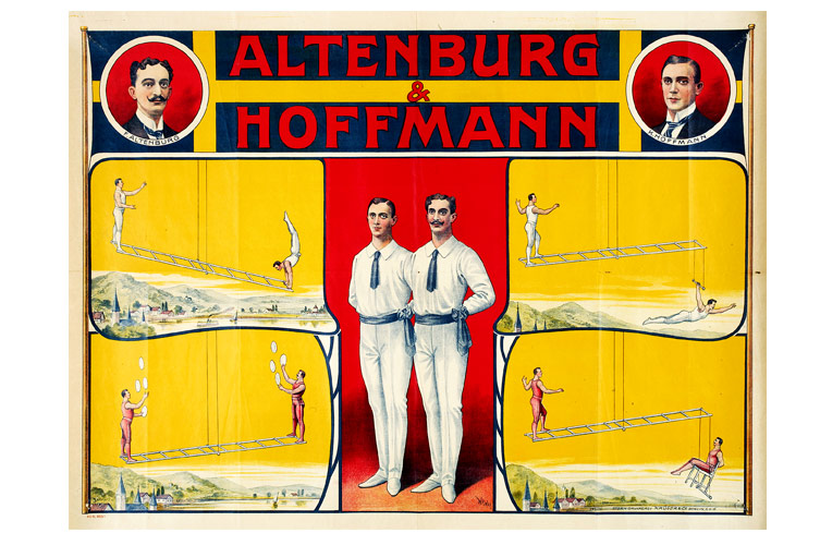 I bildsamlingen hittar man en mängd olika bilder inom olika områden, allt från reklamaffischer, till kartor och ritningar. 