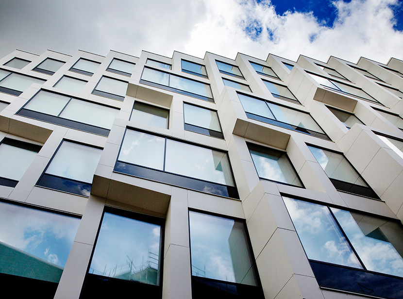 Kontorshuset Dungen fasad. Foto: Bojana Lukac