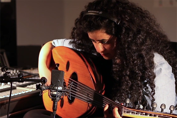Yasemine Baramawy and her instrument Oud