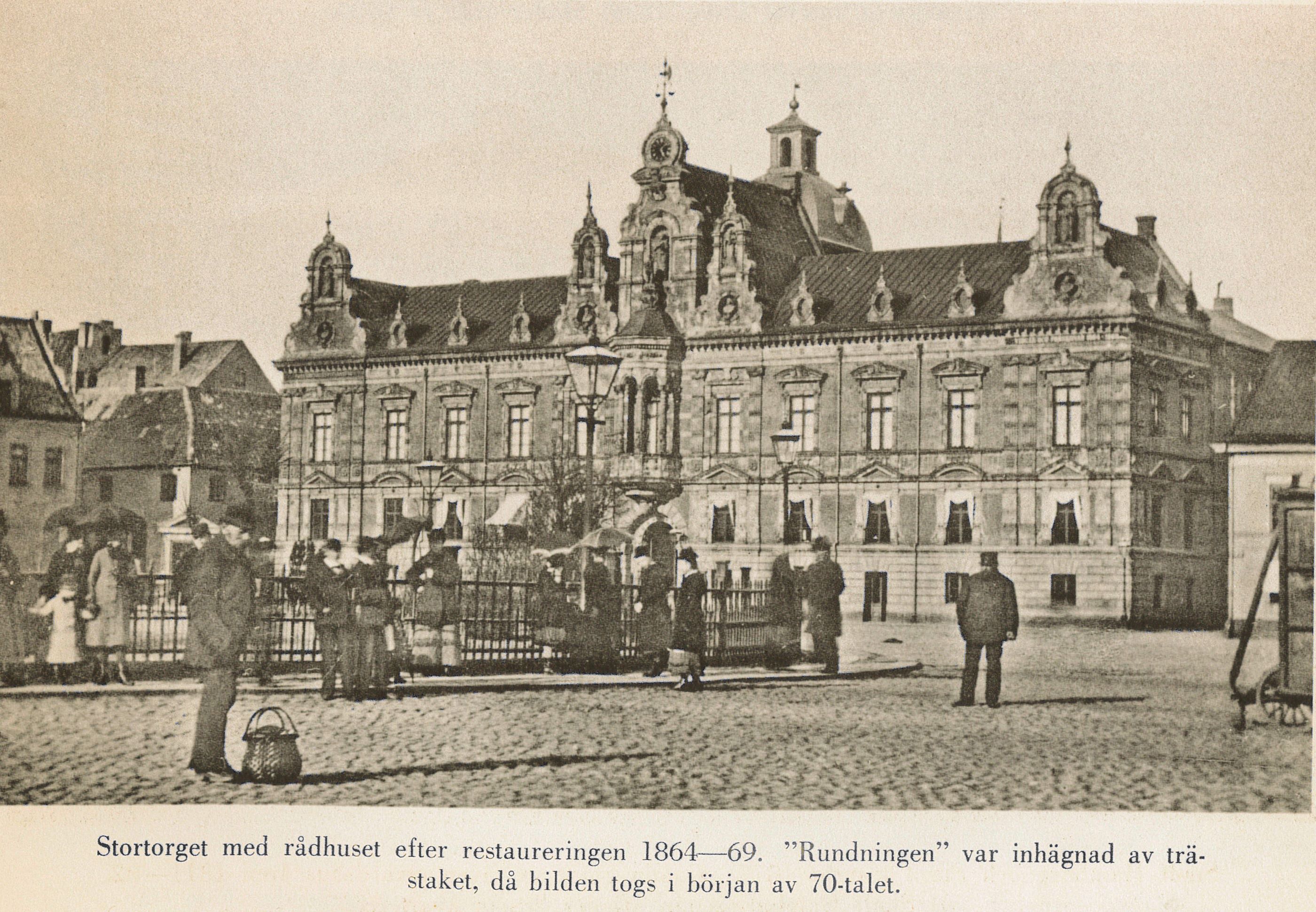 Stortorget med Rådhuset efter restaureringen 1864-69.