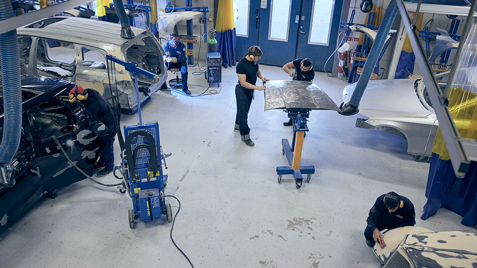 Översikt av karosseriverkstaden.