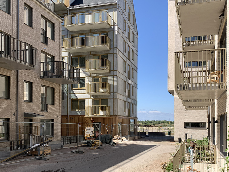 Ny bostadsbebyggelse under uppförande i Hyllie, Trådgränd, juli 2022.