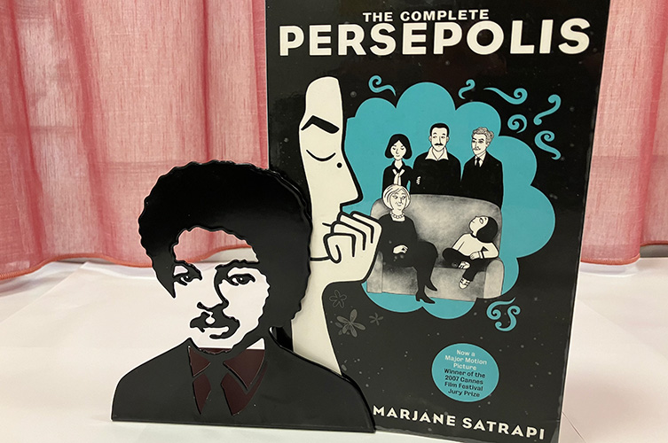 Omslag på boken Persepolis av författaren Marjane Satrapi