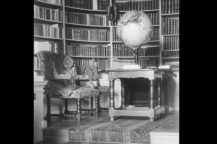 Rum i Yngve och Alice Lyttkens hem i Stockholm ca. 1930. Foto: Okänd
fotograf / Malmö Museer.
