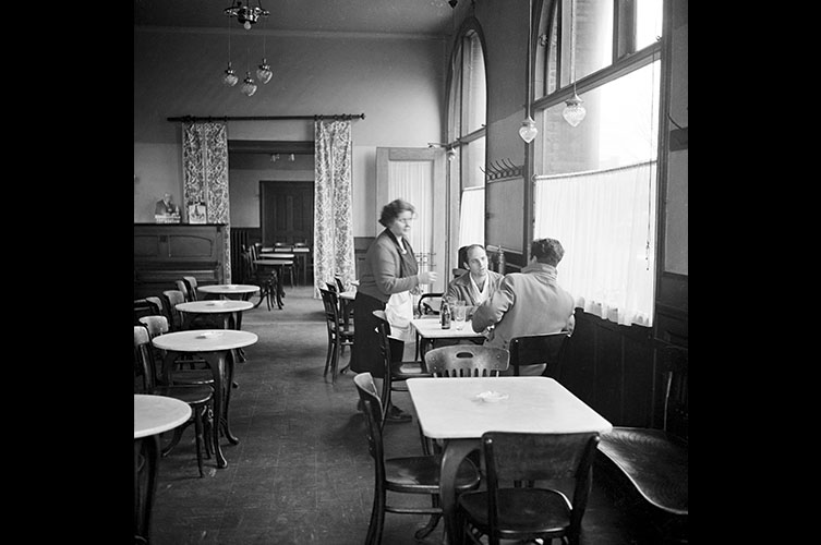 Interiör från automaten Vega 1960. Foto: Okänd fotograf / Malmö museum.