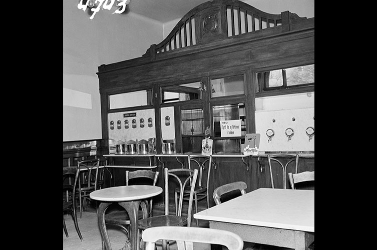 Interiör från automaten Vega 1960. Foto: Okänd fotograf / Malmö museum.