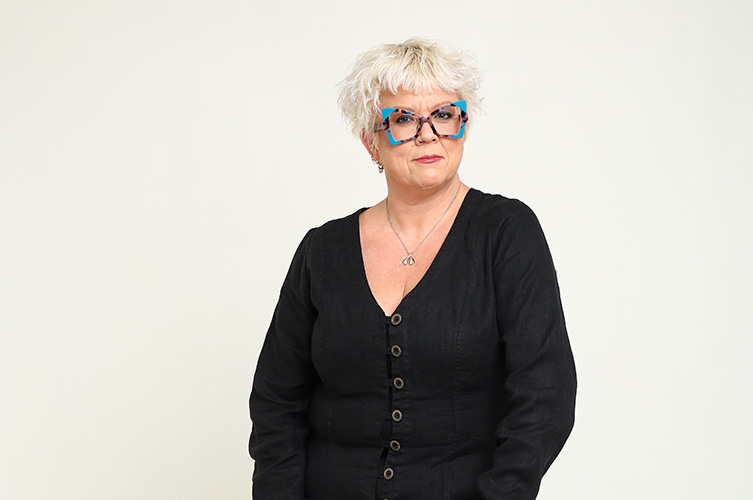 Porträtt på Suzann Larsdotter.