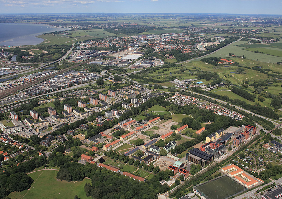 På bilden syns Sege park och intilliggande områden från ovan