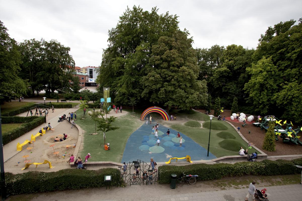 Fotografi av en temalekplats i Malmö.