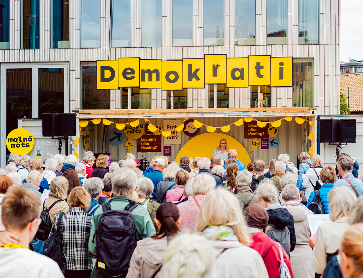 Lunchkören på Demokrati Live under Malmö möts