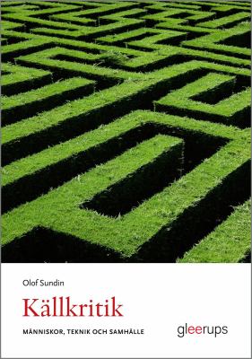 Bokomslag, ett foto som föreställer en buskar som är planterade i form av en labyrint