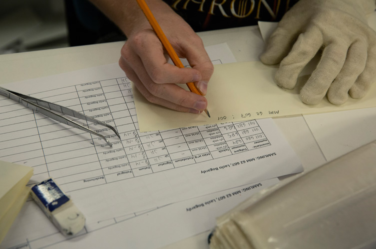 Alla föremål märks upp och registreras för att kunna sökas fram.