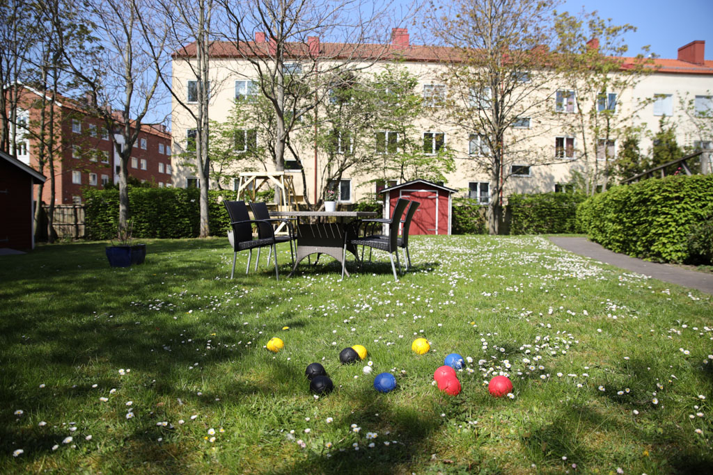 Att spela boule på gräsmattan är något man kan göra hela
sommaren.