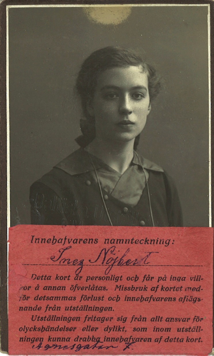 Abonnemangskort för Inez Nöjbert. Med det kortet kunde hon göra obegränsade besök på Baltiska utställningen 1914. Foto: okänd.