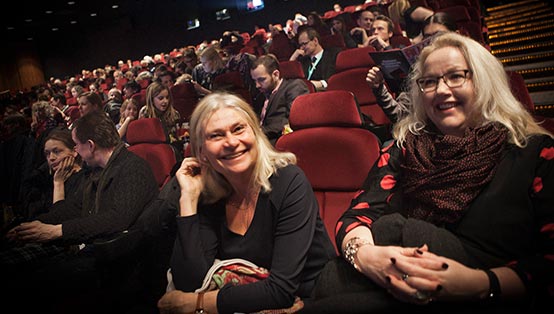 Kulturdirektör Elisabeth Lundgren och Malmö stads filmutvecklare Ann Körling.