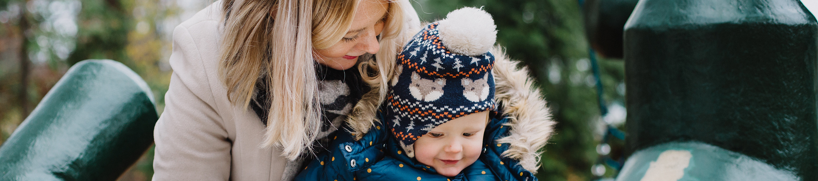 Mamma och barn. Foto: Amanda Ricciardi Korta ben/Ikoncept AB
