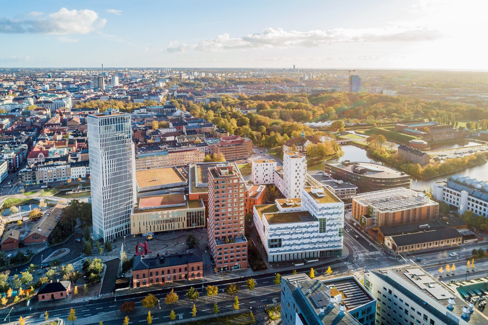 Flygfoto över Pildammsparken.