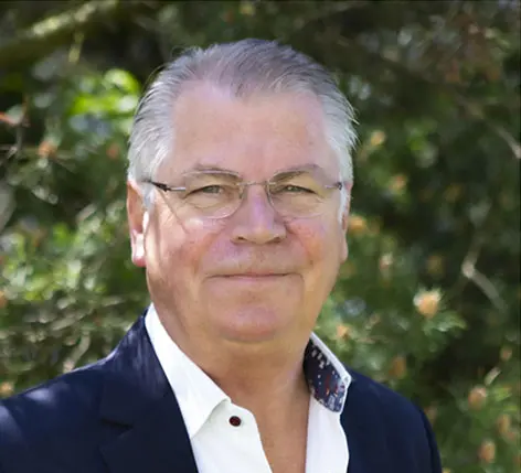 Samhällsengagemanget är centralt när Paul Rosenberg, VD för Rectel AB erbjuder praktikplatser.
