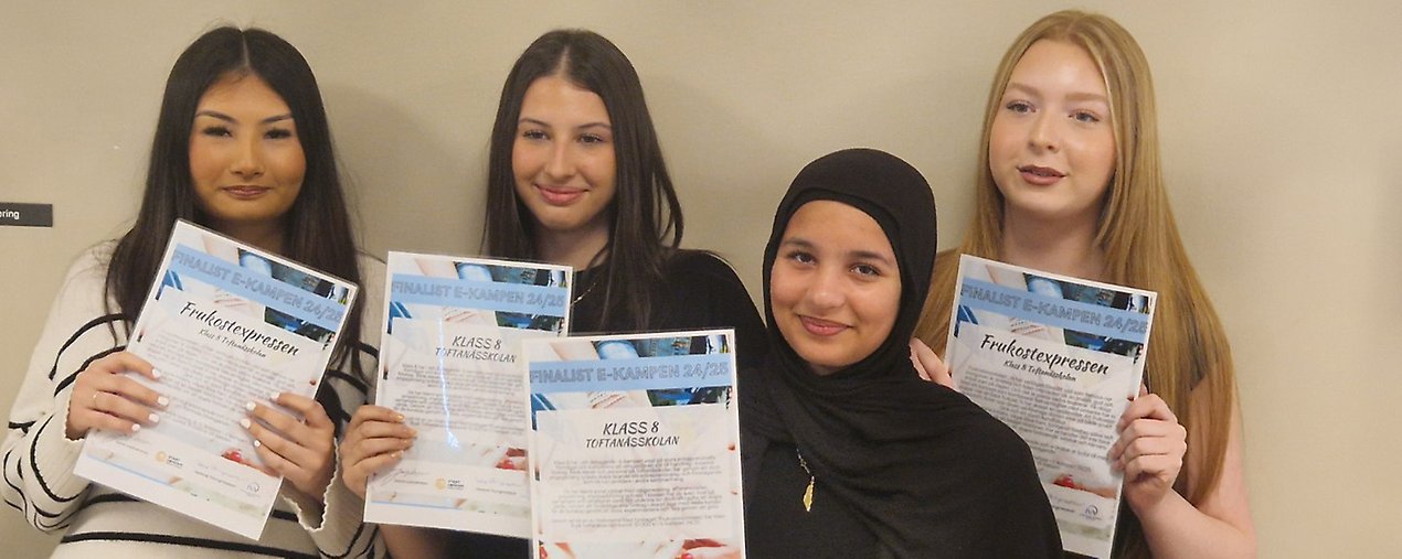 Vinna av E-kampen: Nadia Said, Anastasija Maksimovic, Jasmin Masrie, Paulina
Ragowski.