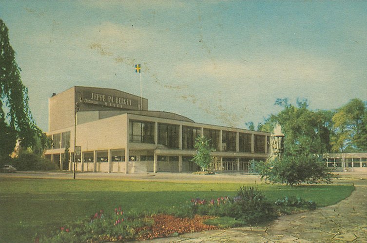 Målning av nybyggd opera.