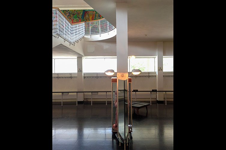 Interiör med trappa