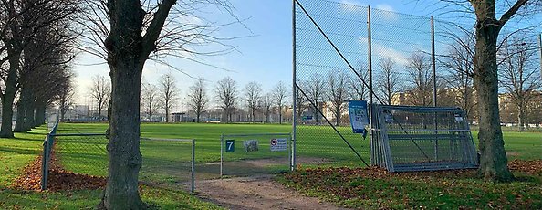 Fotbollsplan 7 på Stadionområdet.