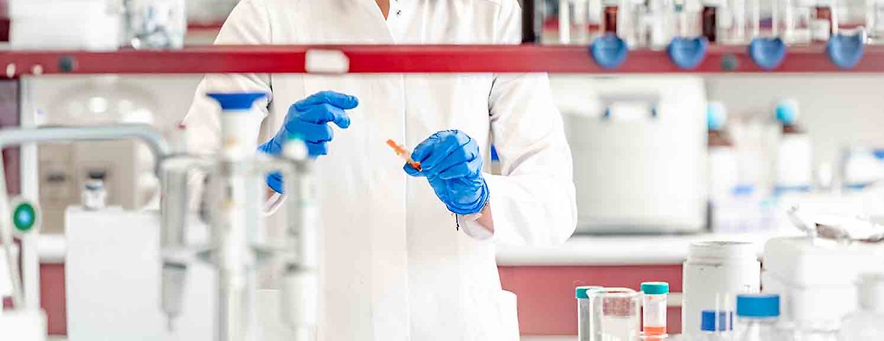 Laboratorium med provrör