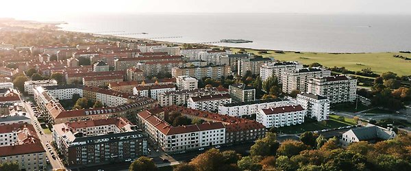 Stadsrevisionen har granskat Malmö stads arbete kring hedersproblematik.